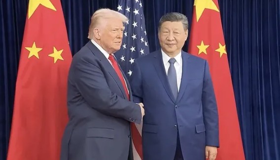 Çin ile ABD arasında kritik temas! Şi Cinping, Trump ile telefonda görüştü